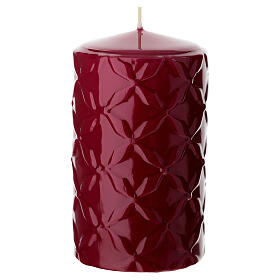 Set of 4 lacquered red candles with geometric decoration, 5x3 in