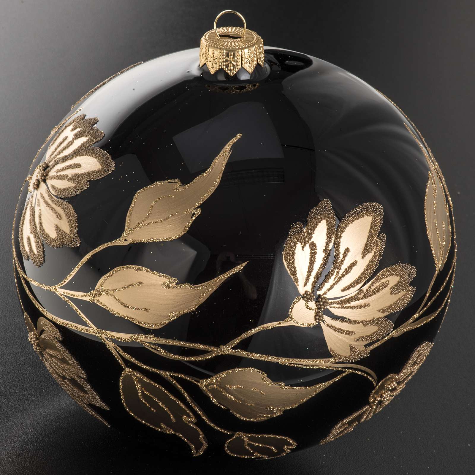 Boule de Noel verre soufflé noire fleurs or 15 cm | vente en ligne sur
