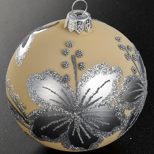 Christmas tree ivory bauble with silver flower 8cm 2