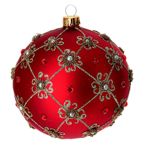 Weihnachtskugel aus mundgeblasenem Glas Grundton Rot mit goldenen Verzierungen und Perlen 100 mm 1