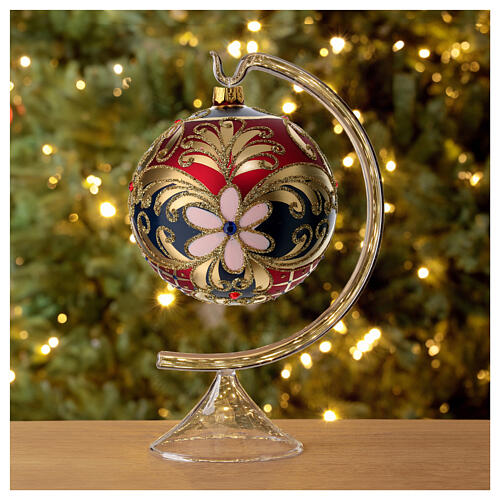 Weihnachtsbaumkugel aus Glas Grundton Rot mit schwarzen und goldenen floralen Motiven 100 mm 2