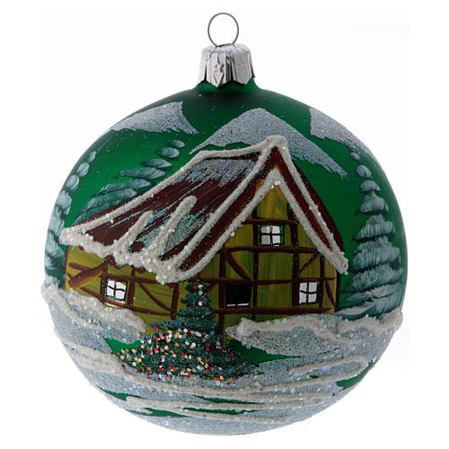Weihnachtskugel aus Glas Grundton Grün Motiv skandinavische Hütte 100 mm 1