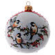 Bola de Natal vidro branco e vermelho com imagem de passarinhos em ramos de azevinho s1
