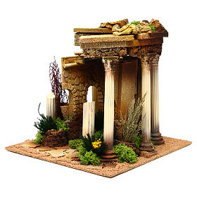 Römischer Tempel mit Säulen und Häuschen, für Krippe