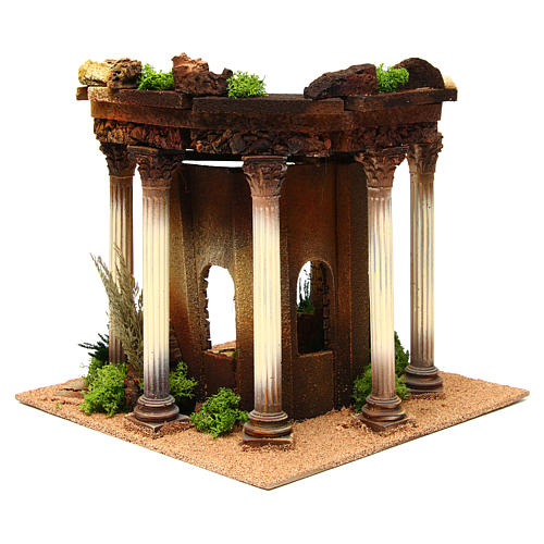 Nativity setting, Roman temple with columns and house 4