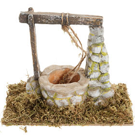 Häuser, Szenen und Geschäfte für Krippe: Brunnen aus Harz 8x15 cm