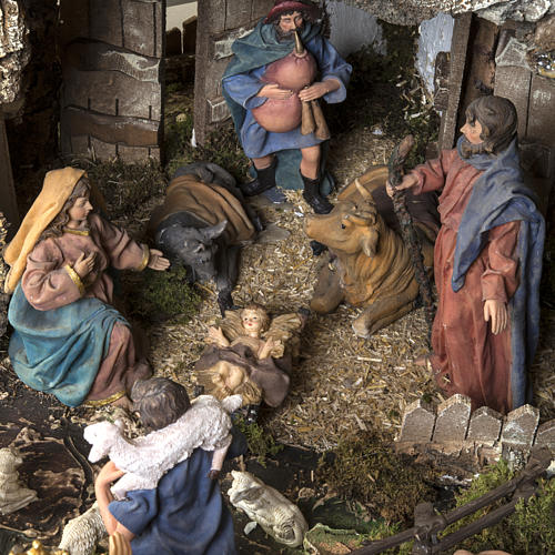 Nativity village, stable with fountain 80x110x70cm 11