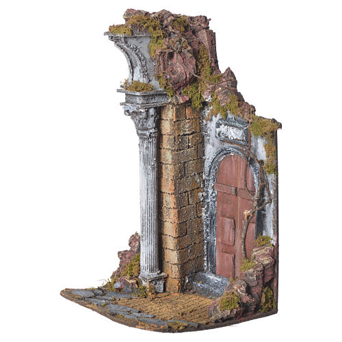 Temple with brown door for nativities, 20x20x40cm 2