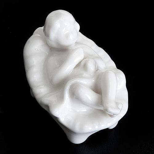 Nativity scene, 8 piece nativity in white porcelain 2