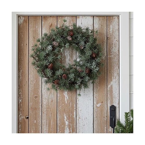 Advent wreath with frozen larch, diameter 45 cm 2