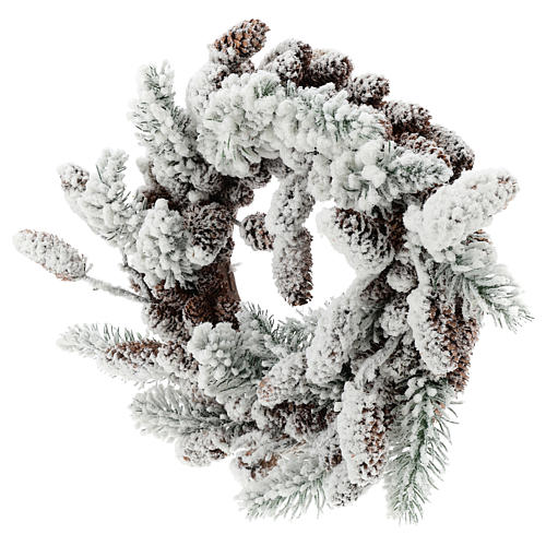 Advent crown with pine cones and snow 33 cms in diameter 3