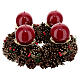 Kit pour l'Avent couronne pommes de pin rogues piques or satiné bougies rouge foncé décorées s1