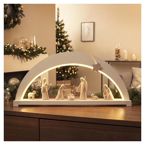 Arco natalizio bianco 8 figure presepe Aram legno Valgardena naturale LED 2