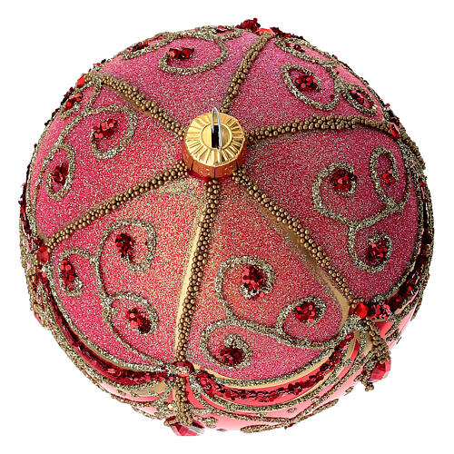 Weihnachtskugel aus mundgeblasenem Glas, glänzend rote Grundfarbe mit goldenem Arabesken-Dekor und Strass – Ø 10 cm 3