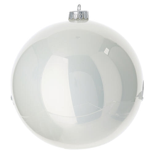 Weihnachtskugel aus mundgeblasenem Glas, perlfarbene Grundfarbe mit handgemalter Winterlandschaft und Kirche – Ø 20 cm 5