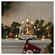 Natividad con efecto nieve y luces esfera vidrio 25x20x10 cm s2