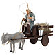 Magnífica cena com movimento para o presépio de Natal que representa um fazendeiro conduzindo uma carroça de palha puxada por um burro s3