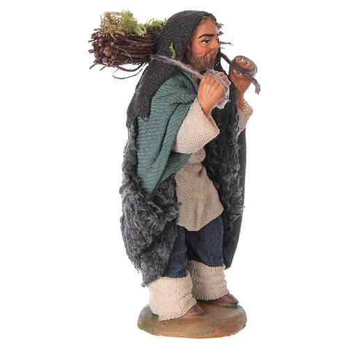 Nativity set accessory Man with firewood 10cm clay figurine 3
