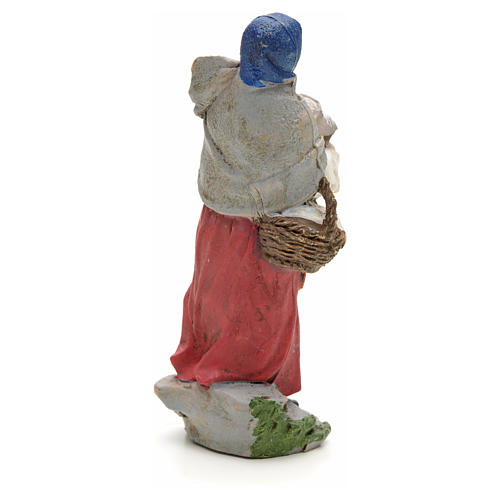 Mujer con pan en la cesta 13 cm. 2