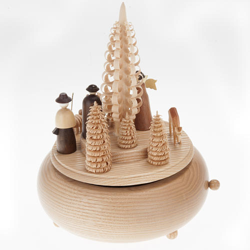 Crèche stylisée en bois avec carillon 3