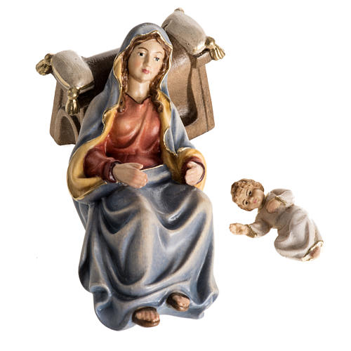 Nativity set, Magi and Mary with Jesus child 10