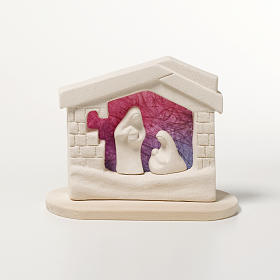Crèches Noël stylisées: Crèche maison de Noel argile violette 14.5 cm