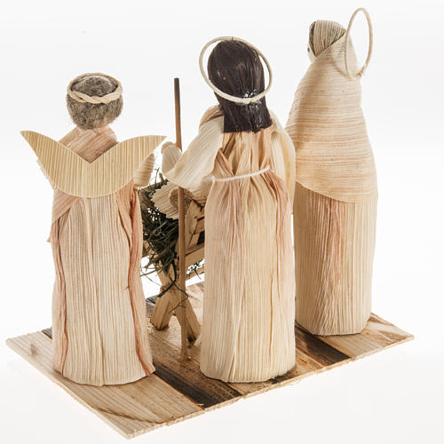 Presepe stilizzato con angelo fatto con pannocchie 5