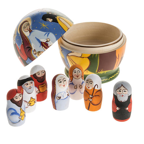 Pesebre ruso con Matrioska pintado a mano 4