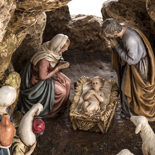 Landi Nativity set with grotto 11cm 2