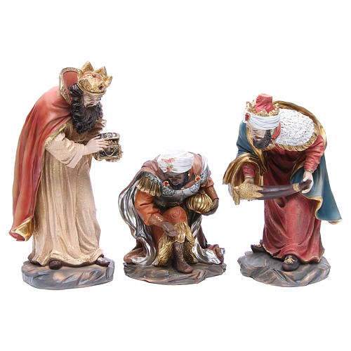 Nativity set in resin measuring 34cm complete with 11 characters 4
