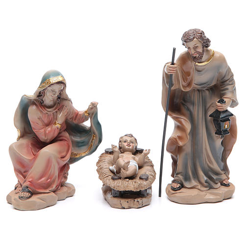 Resin nativity set measuring 20.5cm, 11 figurines with golden finish 2