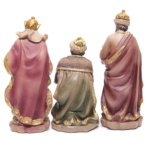 Resin nativity set measuring 20.5cm, 11 figurines with golden finish 5