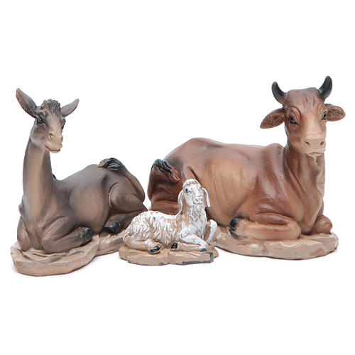 Resin nativity set measuring 20.5cm, 11 figurines with golden finish 6