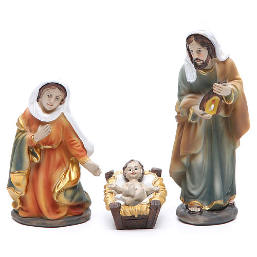Resin nativity set measuring 15cm, 11 figurines 2