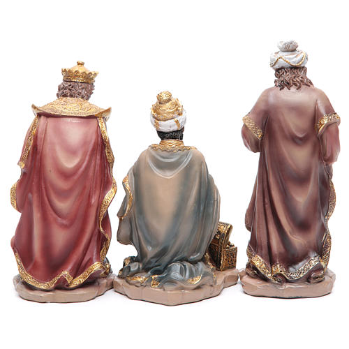 Resin nativity set measuring 21.5cm, 10 figurines 5