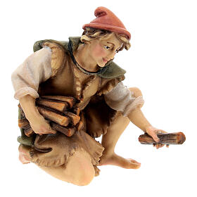 Pastor de joelhos com lenha para presépio Original madeira pintada Val Gardena 12 cm