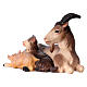 Chèvre allongée avec deux chevreaux pour crèche Original bois peint Val Gardena 12 cm s2