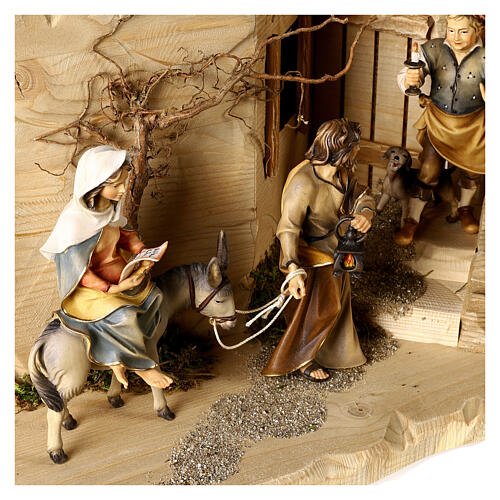 Looking for accommodation scene, Original Nativity Scene in painted wood from Valgardena 12 cm, 48x23x23 cm 4