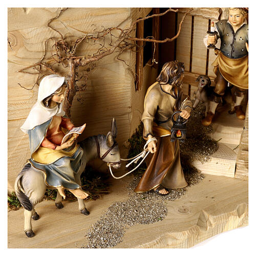 In search of accomodation Mary and Joseph Scene, 12 cm Original Nativity model, in painted Valgardena wood (48x23x23) cm 4