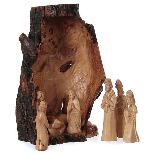 Presepe completo ulivo di Betlemme 21 cm in grotta naturale 45x30x30 cm 4