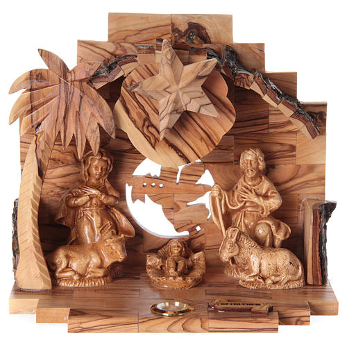 Heilige Familie, mit Spieluhr, aus Olivenholz in Bethlehem gefertigt 15x20x10 cm 1