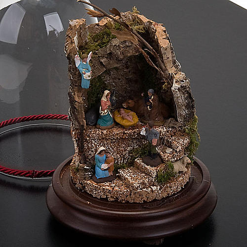 Crèche dans une cloche en verre avec milieu, 20 cm 3
