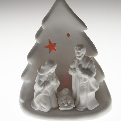 Natividade iluminada com árvore de Natal 3