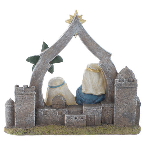 Nativity scene in resin measuring 28cm 3
