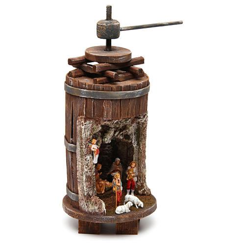 Natividade numa prensa em madeira para presépio com figuras de altura média 6 cm 4