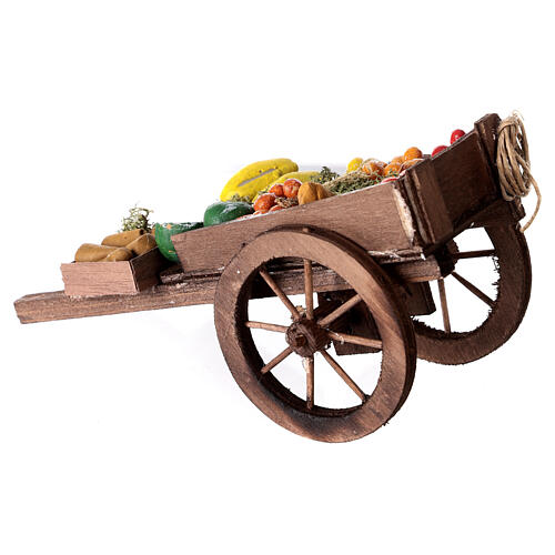 Carreta de madera con frutas y verduras para el pesebre 4