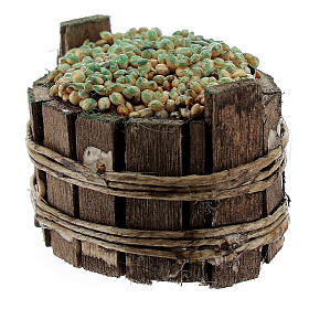 Neapolitan Nativity Scene: oval basket with white grapes