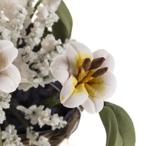 Flores blancas tamaño miniatura para el pesebre 3