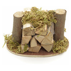 Moos, Stroh und Bäume für Krippe: Holzstapel und Moos für Selber-Bauen-Krippe