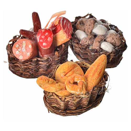 Neapolitan nativity setting, baskets with meat, bread and mushro 1